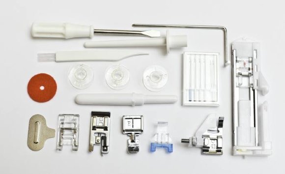 Minerva MC 200, комп'ютерна швейна машина з вбудованою пам'яттю