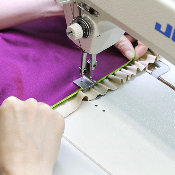 Golden Eagle P5R, лапка для складок для швейної машини з нижнім просуванням Golden Eagle P5R, лапка для складок для швейної машини з нижнім просуванням