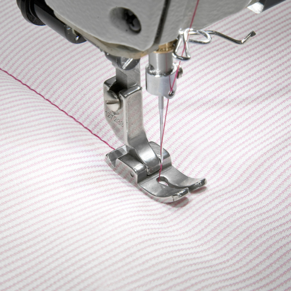 Golden Eagle P351, універсальна лапка для швейної машини з нижнім просуванням Golden Eagle P351, універсальна лапка для швейної машини з нижнім просуванням