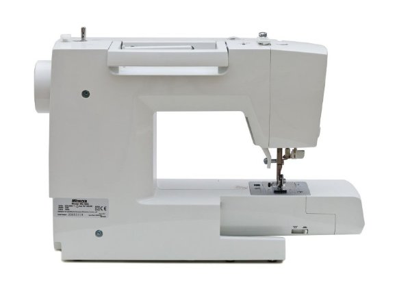 Minerva MC 60C, комп'ютерна швейна машина з автоматичним обрізанням нитки