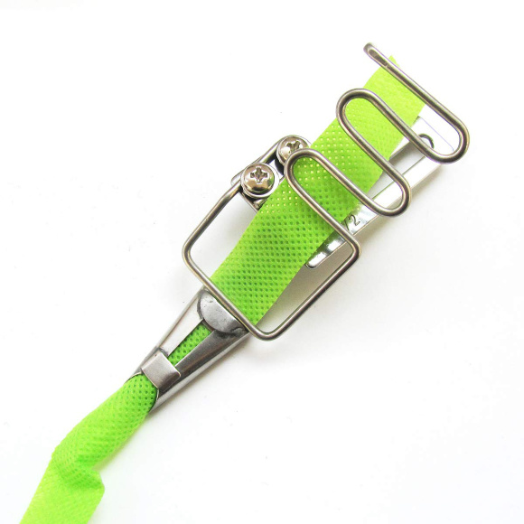 UMA-130-B, окантовувач в 2 складання для промислового оверлока UMA-130-B, окантовувач в 2 складання для промислового оверлока