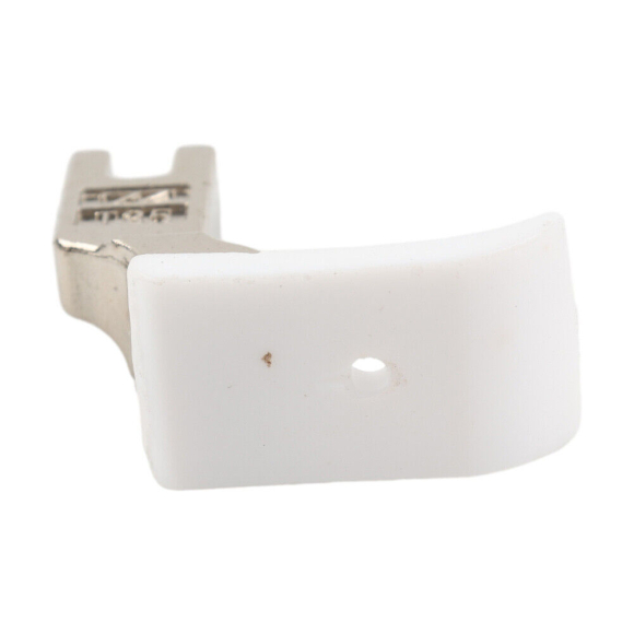 Golden Eagle T35CW, універсальна тефлонова лапка для швейної машини з нижнім просуванням Golden Eagle T35CW, універсальна тефлонова лапка для швейної машини з нижнім просуванням