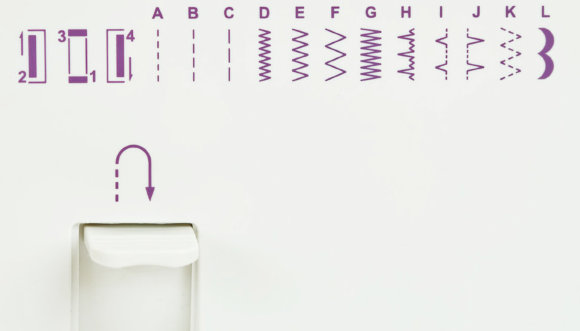 Minerva M10B, електрична швейна машина з вертикальним човником та напівавтоматичною петлею Minerva M10B, електрична швейна машина з вертикальним човником та напівавтоматичною петлею