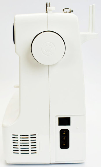 Minerva M20B, електрична швейна машина з вертикальним човником та напівавтоматичною петлею