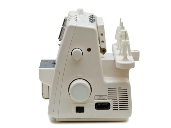 Minerva M3040, 2/3/4-ниткова розпошивальна машина побутова