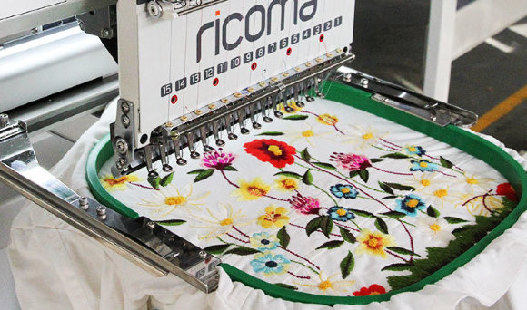 Ricoma MT-1502, двоголова промислова вишивальна машина з полем вишивки 1000 х 360 мм