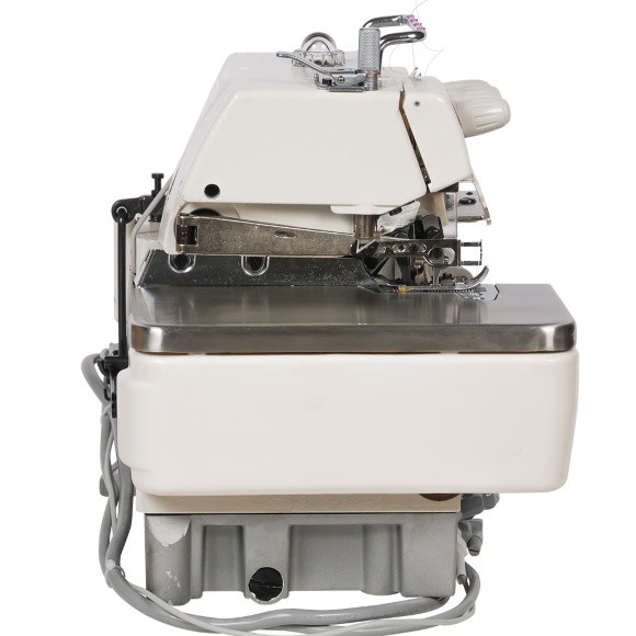 Precious PC 747D, оверлок промисловий чотиринитковий з вбудованим серводвигуном