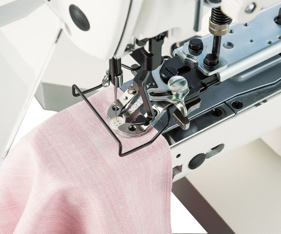 Juki LK-1903S-SS-301, комп'ютерна ґудзикова швейна машина човникового стібка