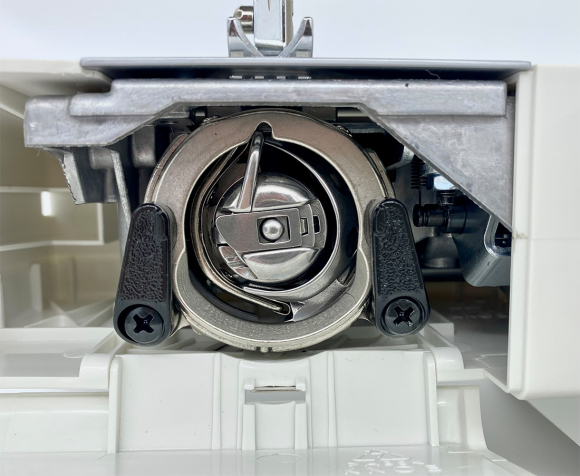 Minerva Next 421A, бытовая швейная машина с вертикальным челноком и автоматической петлей