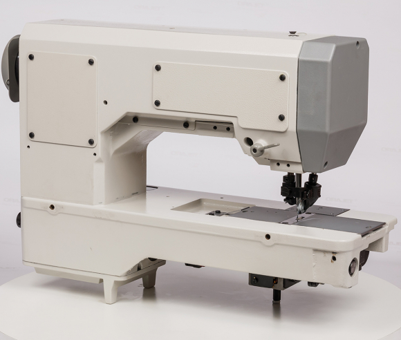 Minerva MR-551, швейная машина с роликовым продвижением