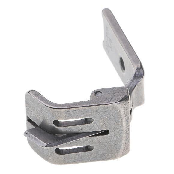 Golden Eagle 212-112K, лапка з центральною направляючою для двоголкової швейної машини з голковим просуванням