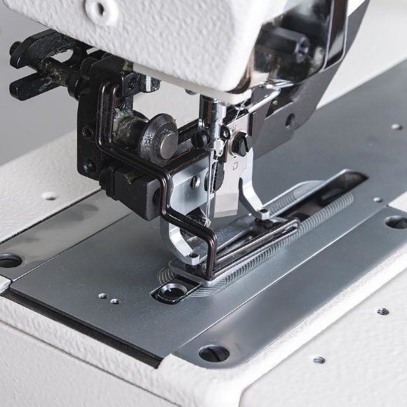 Juki LBH-1790S, комп'ютерна петельна швейна машина човникового стібка