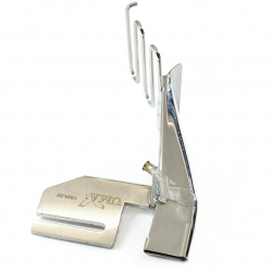 UMA-32, приспособление для втачивания объемного канта на промышленном оверлоке UMA-32, приспособление для втачивания объемного канта на промышленном оверлоке