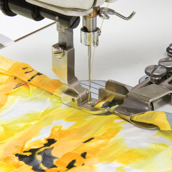 Golden Eagle P344, лапка под окантователь для швейной машины с нижним продвижением Golden Eagle P344, лапка под окантователь для швейной машины с нижним продвижением