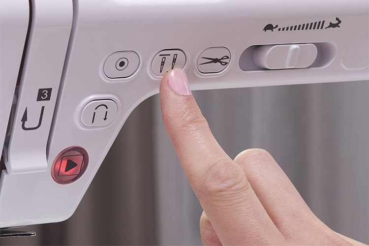 функциональные кнопки на швейной машине Minerva LongArm Professional